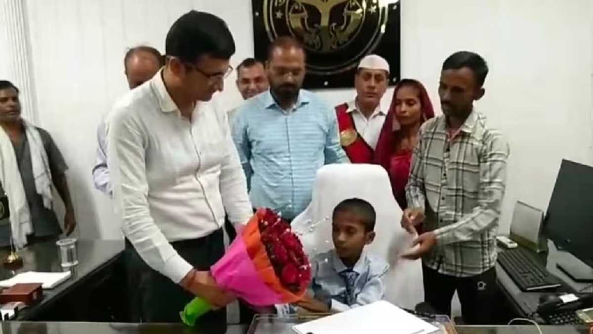 प्रयागराज में कैंसर से पीड़ित सचिन को 20 मिनट के लिए बनाया गया मंडलायुक्त